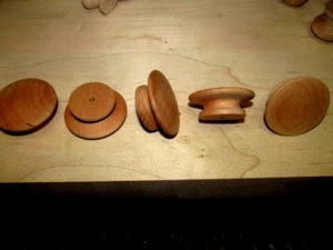 50 BRAND NEW UNFINISHED CHERRY 1 3/4" ROUND WOOD CABINET KNOBS / PULLS KW - Picture 1 of 2