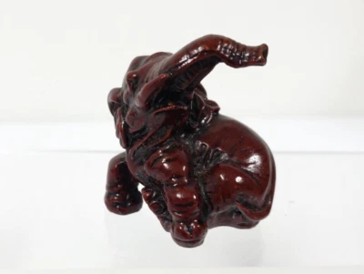 Sitting Elephant Dark Red Resin Figurine 2 Inches Tall Small mini - Image 1 of 4