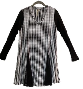 COMFY USA Black & White Textured Stretch Tunic Sheer Mesh Sleeves & Inserts XS S - Picture 1 of 10