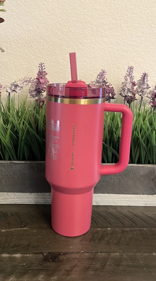 Stanley x Starbucks Holiday 2024 Berry Glitter Pink 40Oz Quencher Tumbler