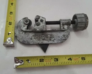 Superior Tool Pipe Cutter Cleveland Ohio USA 1/8" 1-1/8" Plumbing Tool Vintage - Picture 1 of 12