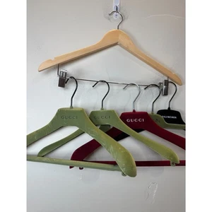 GUCCI Clothes Hangers Set of 5 Green Burgundy Black Hooks Closet Organization - Picture 1 of 2