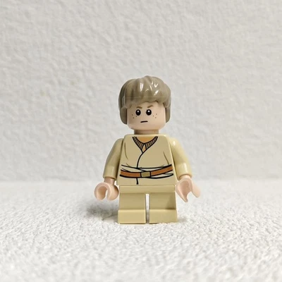 LEGO Minifigura Star Wars Anakin Skywalker (Piernas Cortas, Pelo) Foto 1 de 4