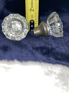 Vintage 2 Türklinken 30er Jahre 12 Punkt geschliffenes Glas und Messing - Bild 1 von 10