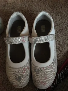 women's size 11W  Drew Rose snakeskin white leather flowered maryjanes - Picture 1 of 4