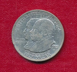 1923-S MONROE DOCTRINE COMMEMORATIVE HALF DOLLAR **LIGHTLY CIRCULATED** - Picture 1 of 2