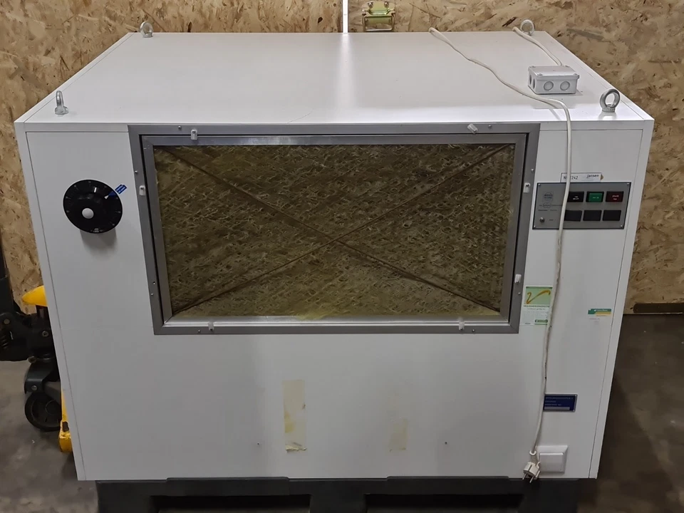 Weiss Technik Laminar Flow Box Umwelttechnik - Bild 1 von 4