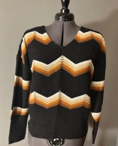 Made with Love By FCT Women's Cut Out Black Chevron Knit Sweater Size Large - Picture 1 of 2