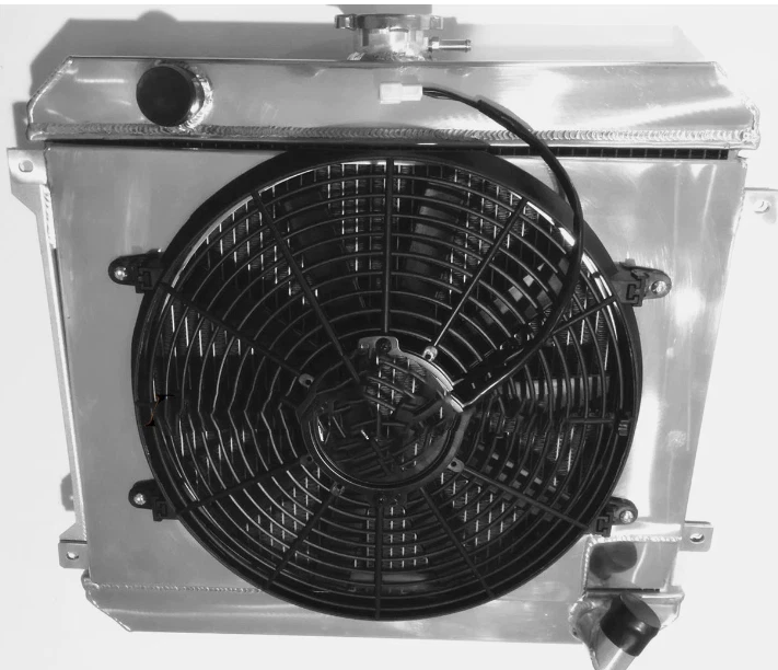 ALUMINUM RADIATOR 1975-1979 NISSAN DATSUN STANZA 1976 1977 2.0L - Image 1 of 1