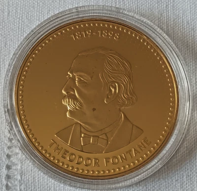 Medaille Theodor Fontane Greatest Lives in History Cu vergoldet  2008 - Bild 1 von 2