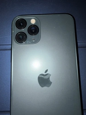 Apple iPhone 11 Pro - 64GB - Verde notte Usato Funzionante - Immagine 1 di 4