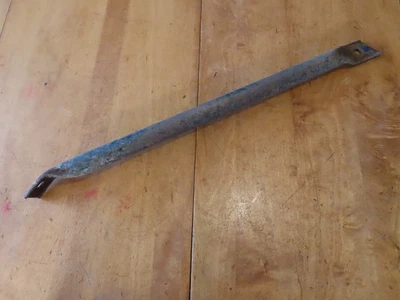 Soporte de soporte de radiador de guardabarros izquierdo Chevrolet Camaro Firebird 1967-1969 vintage Foto 1 de 4