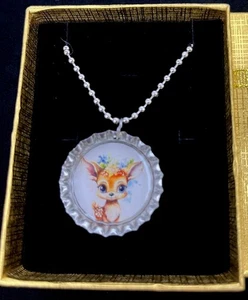 Ciervo / Collar de moda con tapa de botella / En caja de regalo / Regalo / Regreso al cole - Imagen 1 de 2