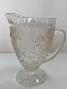 VINTAGE JEANNETTE IRIS AND HERRINGBONE CLEAR WATER PITCHER 9" FROSTED - Picture 1 of 8