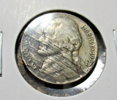 1943-P JEFFERSON NICKEL OBVERSE LAMINATION   SSA - Image 1 of 3
