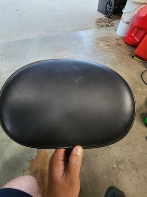 Respaldo Corbin Rider Foto 1 de 4