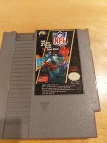NFL Football - NES Nintendo Game
