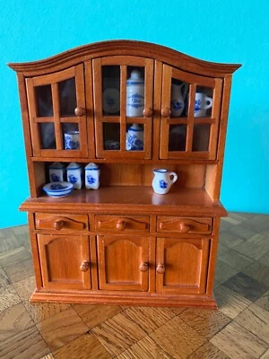 Reutter Porzellan Schrank Vitrine Puppenstube Puppenhaus 1:12 cupboard - Bild 1 von 4
