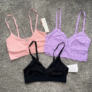 Neu mit Etikett Paket mit 3 Colsie Auden Bralette-BHs Größe XS - Bild 1 von 7