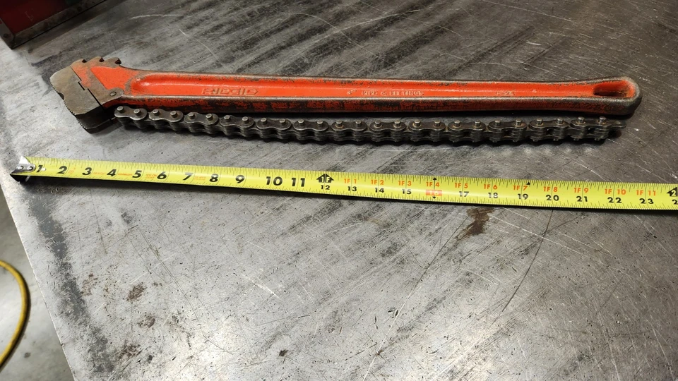 Ridgid C-24 C24  Chain Pipe Fittings Wrench 3" Cap. D477 Head. MADE IN USA - Image 1 of 4