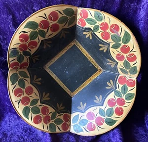 Centro de mesa de metal pintado Tole fruta manzana tazón lata arte popular Lancaster PA holandés - Imagen 1 de 6