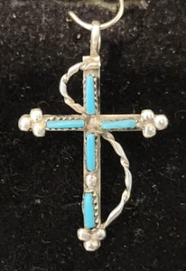 Vintage ZUNI Sterling Silver Turquoise 5 Stones Needlepoint CROSS Pendent - Picture 1 of 2