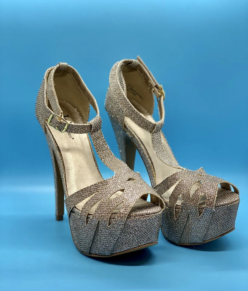 Shi by Journeys Women's 5.5 M Stiletto Heels Pumps Shoes - Image 1 of 4