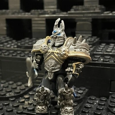 MEGA BLOKS Construx WORLD OF WARCRAFT III 3 THE LICH KING - Image 1 of 4