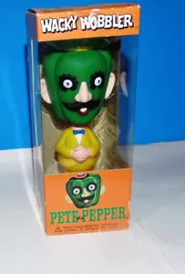 Funko Wacky Wobbler MR POTATO HEAD SERIES PETE THE PEPPER - Picture 1 of 6