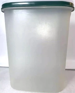 Tupperware Storage 1614-5 9 3/4 Cups 2.3 litres. W/ Green Lid 1616-16 T200 - Picture 1 of 6