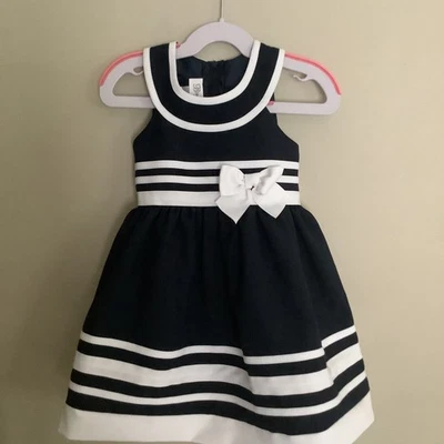 Vestido Marinero Clásico Bonnie Jean Exclusivo Niñas Azul Marino y Blanco Talla 2T  Foto 1 de 4