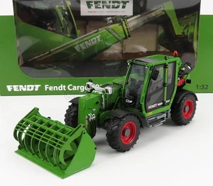 1/32 UNIVERSAL HOBBIES - FENDT - T955 CARGO TELESCOPIC TRACTOR 2010 UH6288 - Foto 1 di 1
