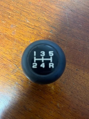 85-93 Chevrolet S10 OEM Shifter 5 Speed Manual Stick Shift Knob - Image 1 of 3