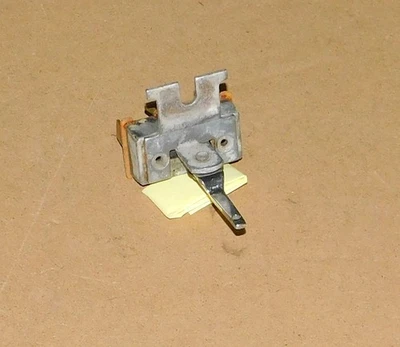 Interruptor del ventilador de calefacción Ford Fairlane 1957-59 Foto 1 de 4