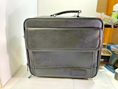 Targus DC03 Bolsa para Câmera de Videogame Estojo Ajustável Interior Ombro Transporte - Imagem 1 de 4