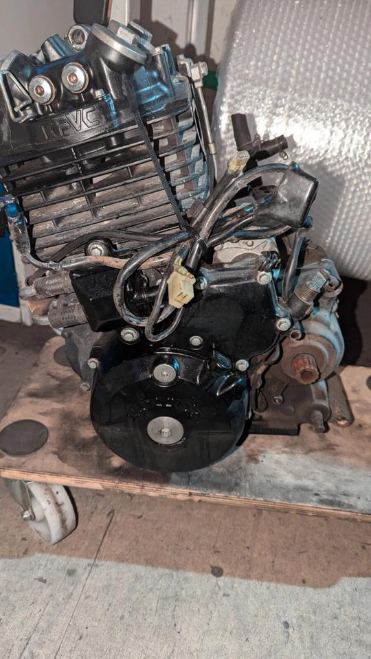 kompletter gut laufender Motor Honda Vigor FX650 RD09 nur 35tkm !!! - Bild 1 von 4