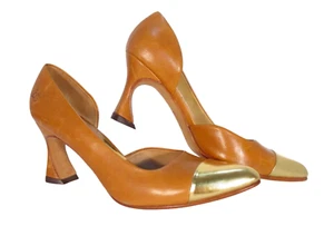 Bombas JOHN FLUEVOG Big Presence Steinem Vintage Metálicas Dorado Puntera D'Orsay 9.5 - Imagen 1 de 10