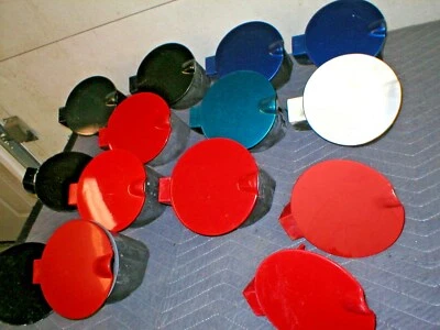 1982-92 CAMARO FIREBIRD GM FUEL GAS TANK FILLER CAP DOOR  + SURROUND INSERT NECK - Image 1 of 4