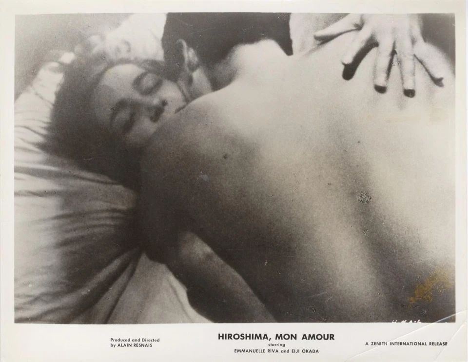 "HIROSHIMA, MON AMOUR"-ORIGINAL PHOTO-EMMANUELLE RIVA-EIJI OKADA-IN BED - Image 1 of 1