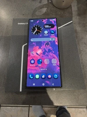 Samsung Galaxy Z Fold7 512 GB Schwarz / Jetblack Ohne Simlock mit OVP - Bild 1 von 4