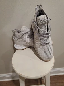 New With Box Adidas D Rose 9 Off White / Gray Men's Size 12 - Picture 1 of 9