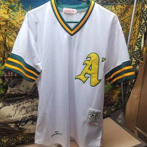 1979 Oakland Athletics Rickey Henderson Mitchell & Ness  White Jersey Medium  - Picture 1 of 10