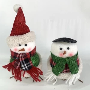 Juego de 2 estatuillas de amigos de pájaros de Navidad Walgreens o Walmart? Bufanda sombrero de Santa - Imagen 1 de 14