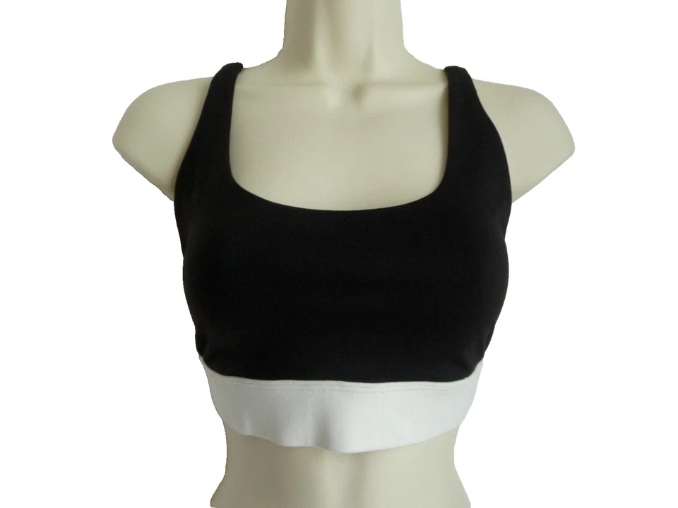Sujetador deportivo Victoria's Secret VSX M negro cruzado con correas blancas Foto 1 de 4