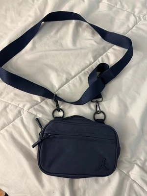 Bolso Bandolera Jordan Alpha Cámara Talla Única Unisex WA0870 Azul Marino ZZ Foto 1 de 4