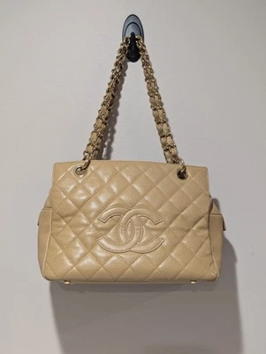 Сумка с короткими ручками Chanel Petite Timeless стеганая цвет Caviar Neutral Beige - Изображение 1 из 4