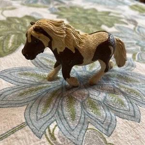 2004 Schleich Trotting Prancing Pony Brown And White - Picture 1 of 3