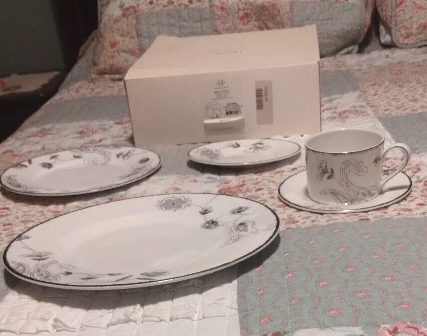 Lenox Paisley Terrace 5-Piece Place Setting New Porcelain White / Silver Gift Foto 1 de 4