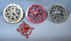 CRACKER JACK TOP LOT of 4 POT METAL TOPS  MAINE BARN FIND CLEAN - Picture 1 of 3