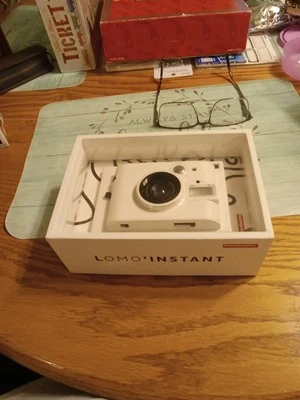 Lomo’ Instant Film Camera White Edition Brand New In Box - Image 1 of 4